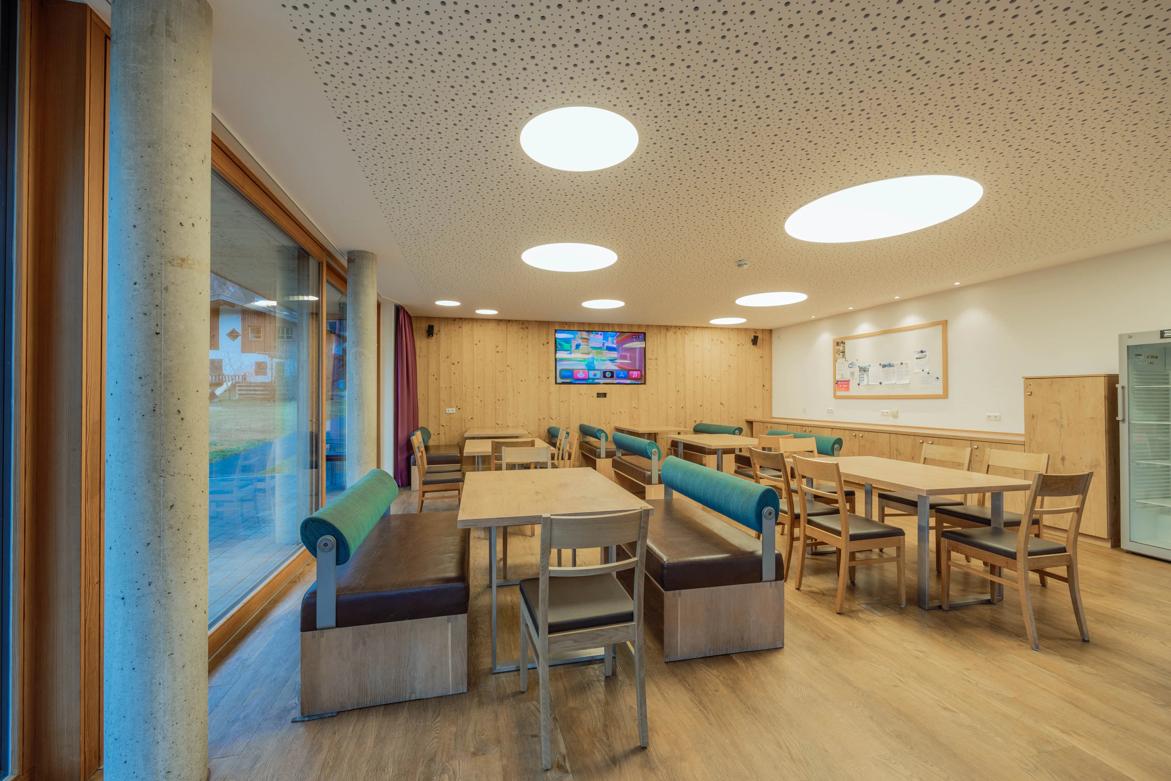 Panoramaraum Bergblick Bild 1